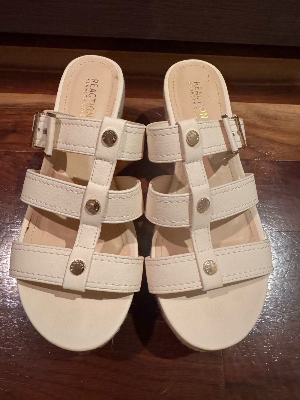 Reaction Kenneth Cole Women's cream Strap Slide Sandals 9